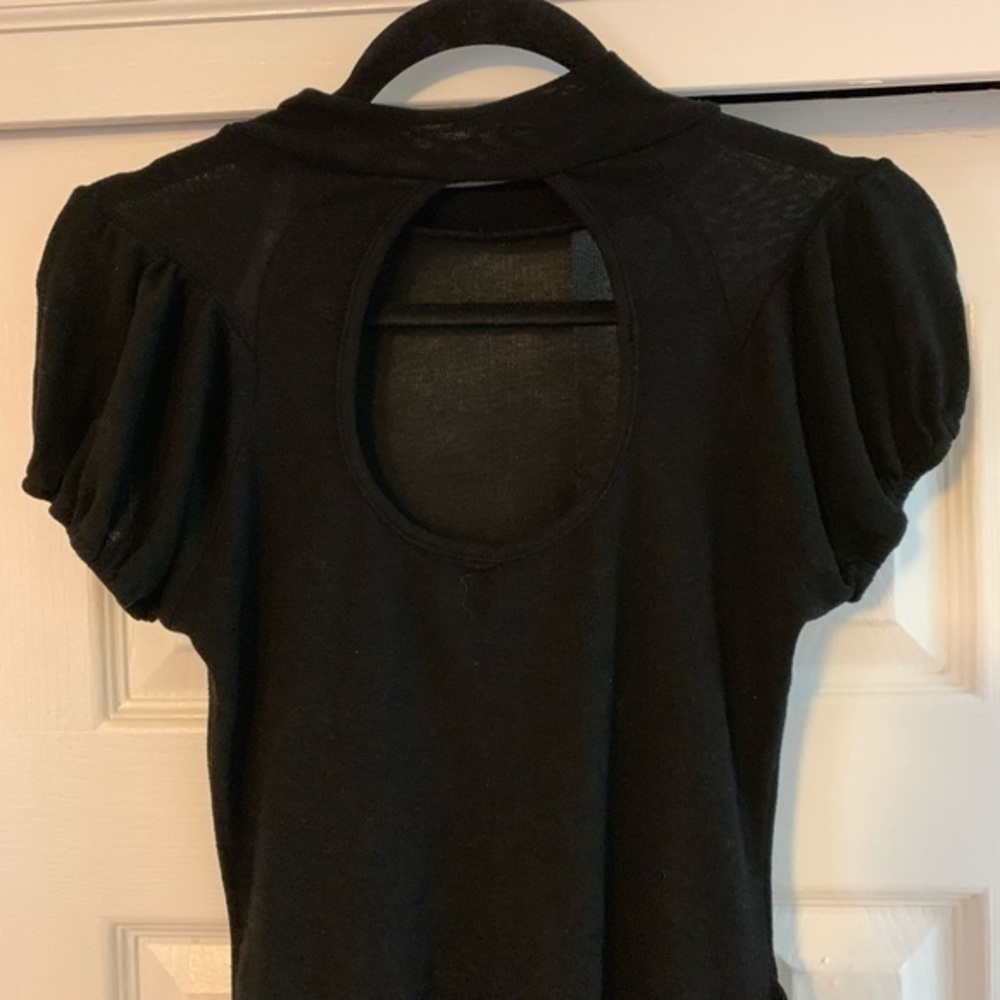 Black Open Puff Short‎ Sleeve Top Size Small